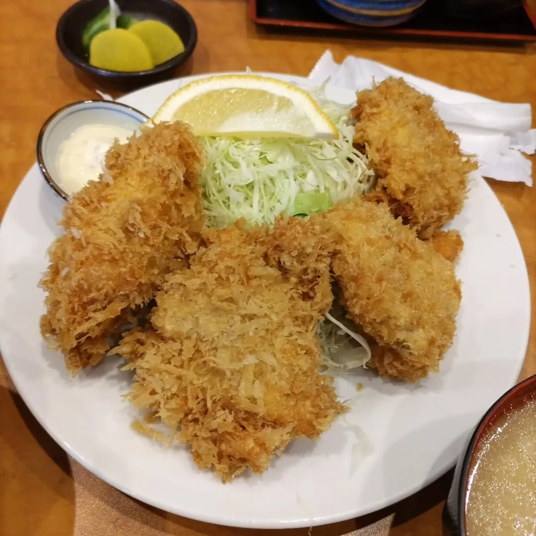 仕事前の早めのお昼😋